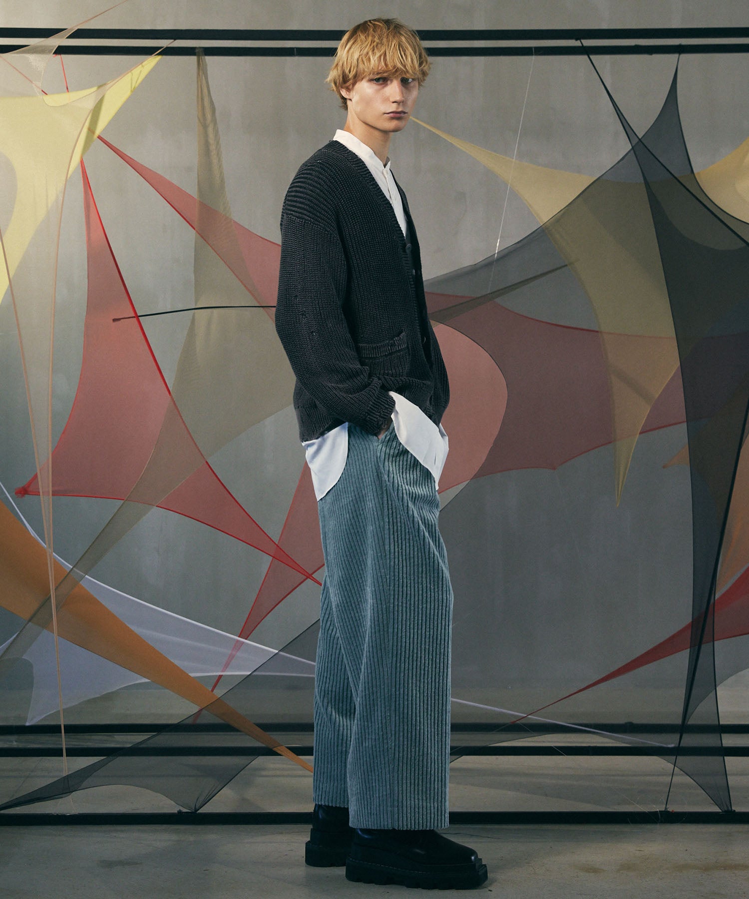 TAKEMI Wide Corduroy Tow-Tuck Wide Pants