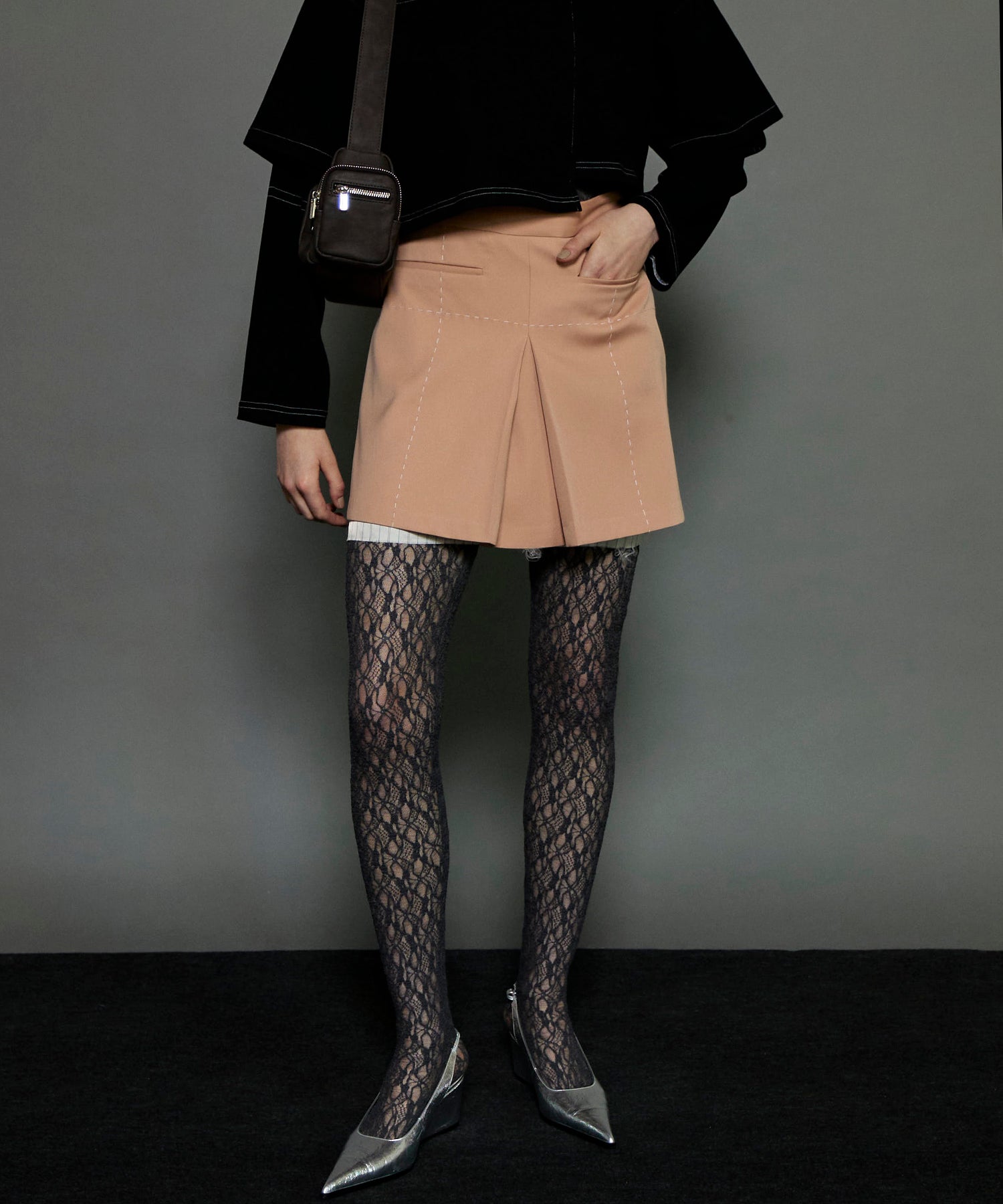 Low Waist Stitch Mini Skirt