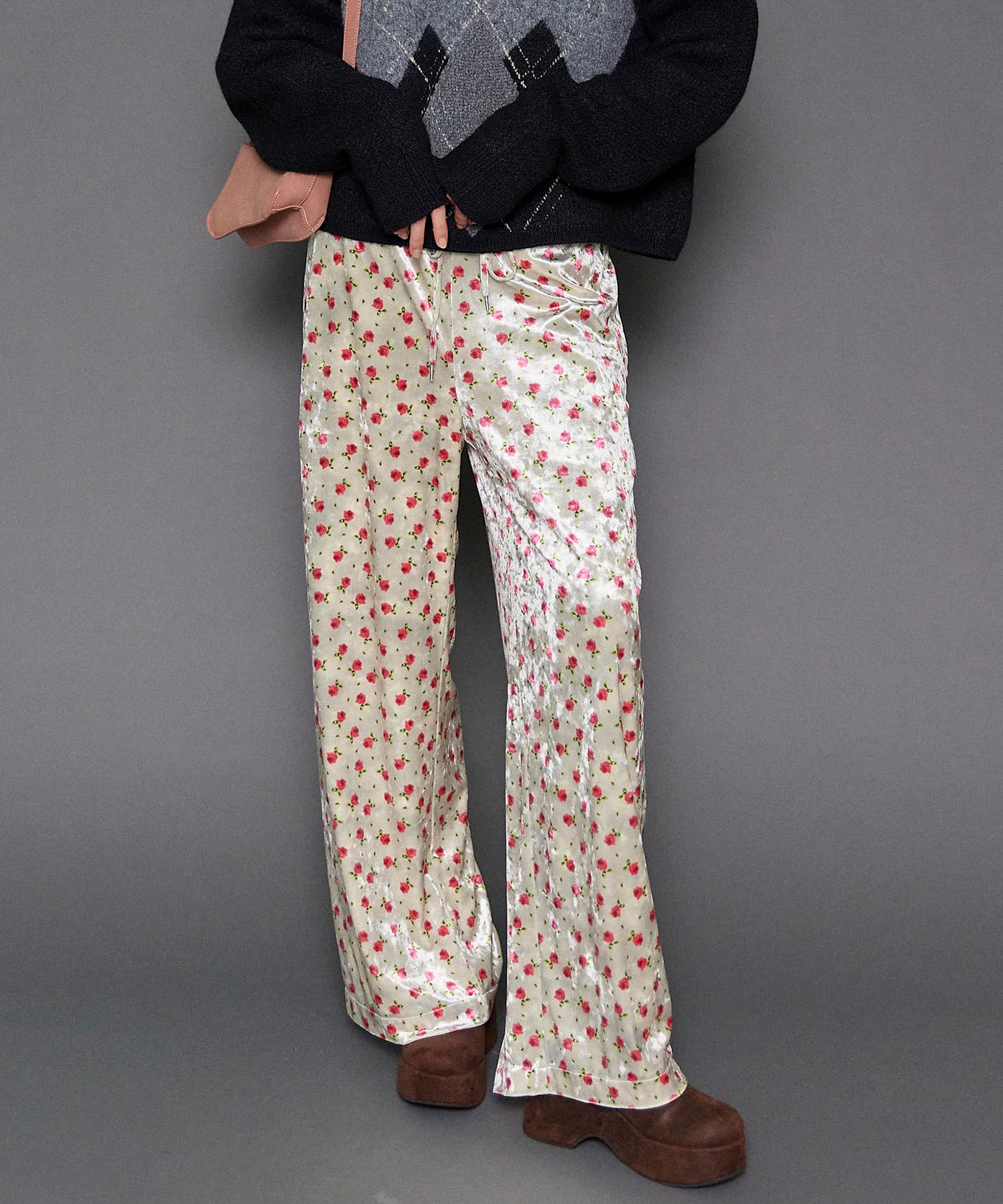 【PRE-ORDER】Flower Velor Easy Pants