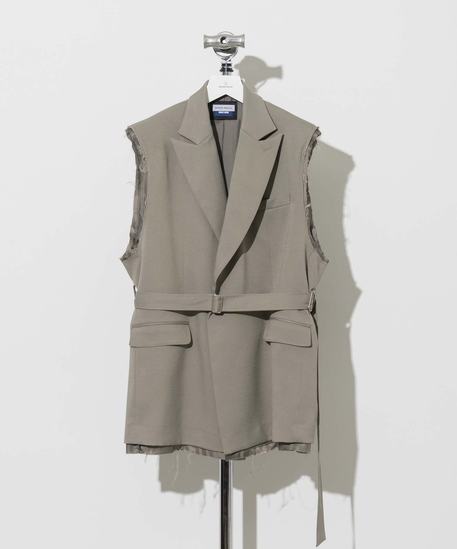 Cut-Off Peaked Lapel Tielocken Gilet